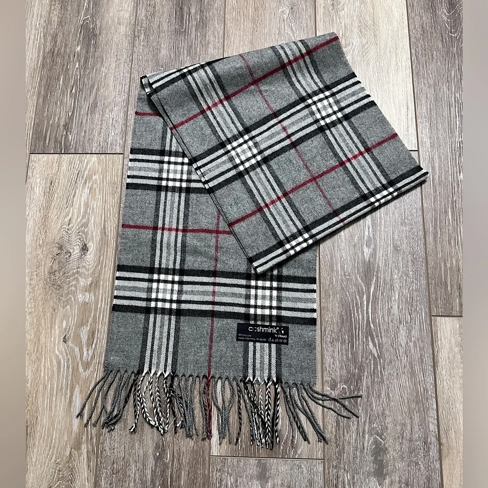 🧣Unisex CaSHMINK V. FRAAS 100% Acrylic Scarf (11” X 66”)